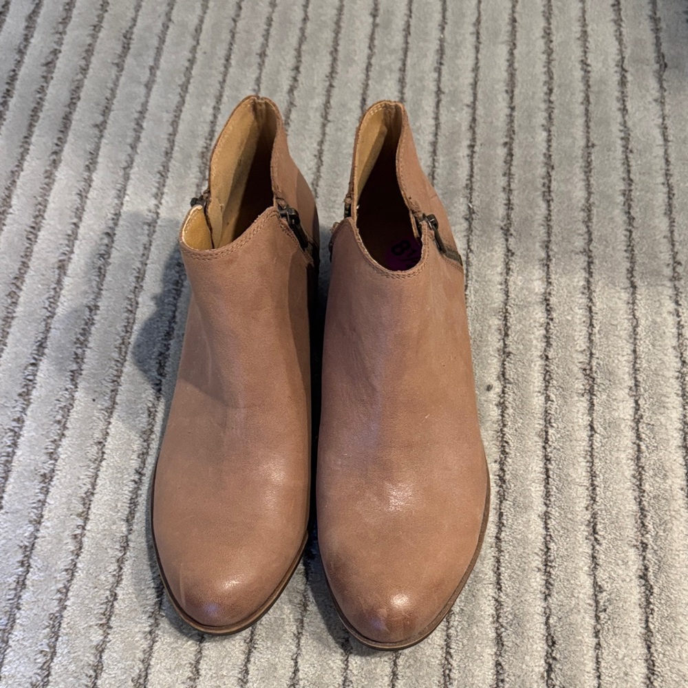 Lucky Brand Tan Ankle Boots